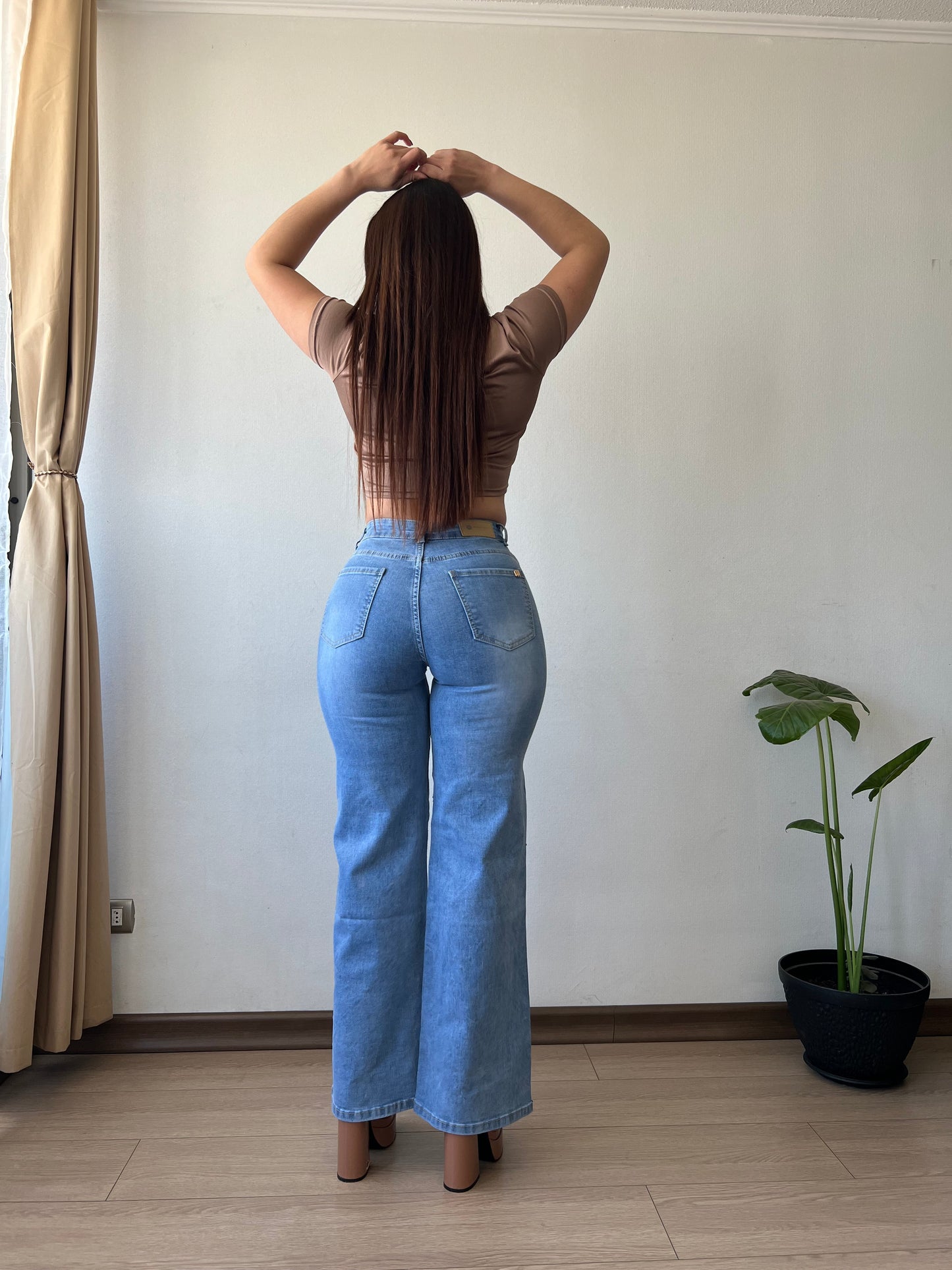Wide leg shine ✨