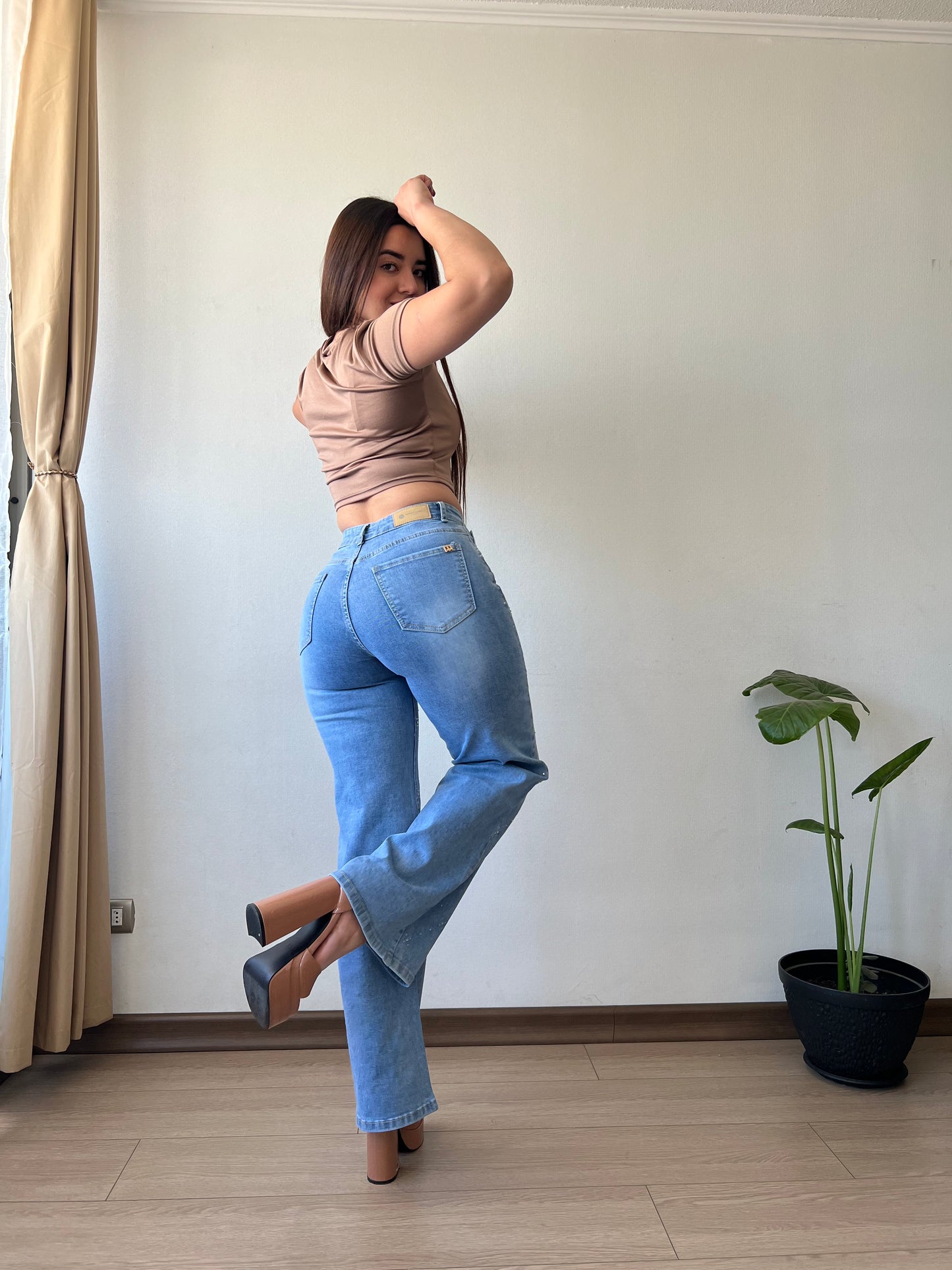Wide leg shine ✨