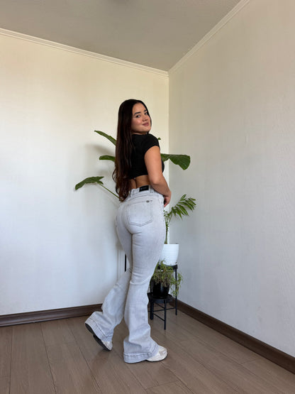 Flare Alma
