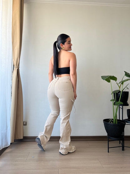 Cargo nude Isabella