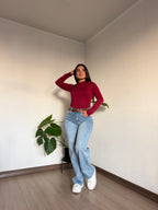 Jeans recto celeste con cinturon