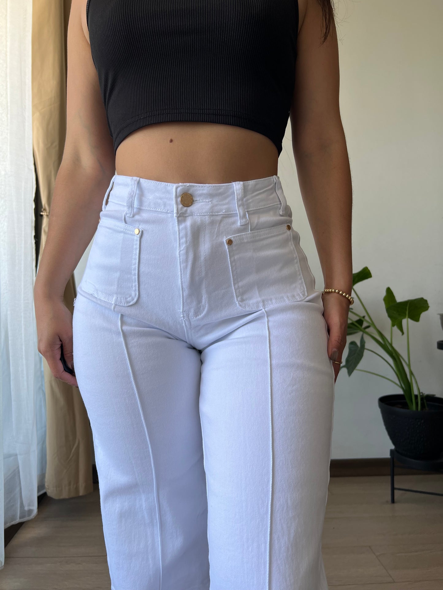 Wide leg white
