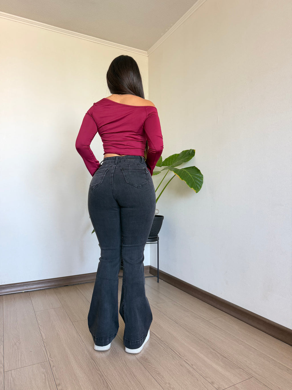 Flare laura
