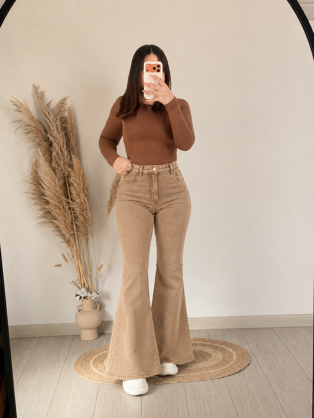 Pantalón Denim Flare Calce Perfecto  - Café Claro