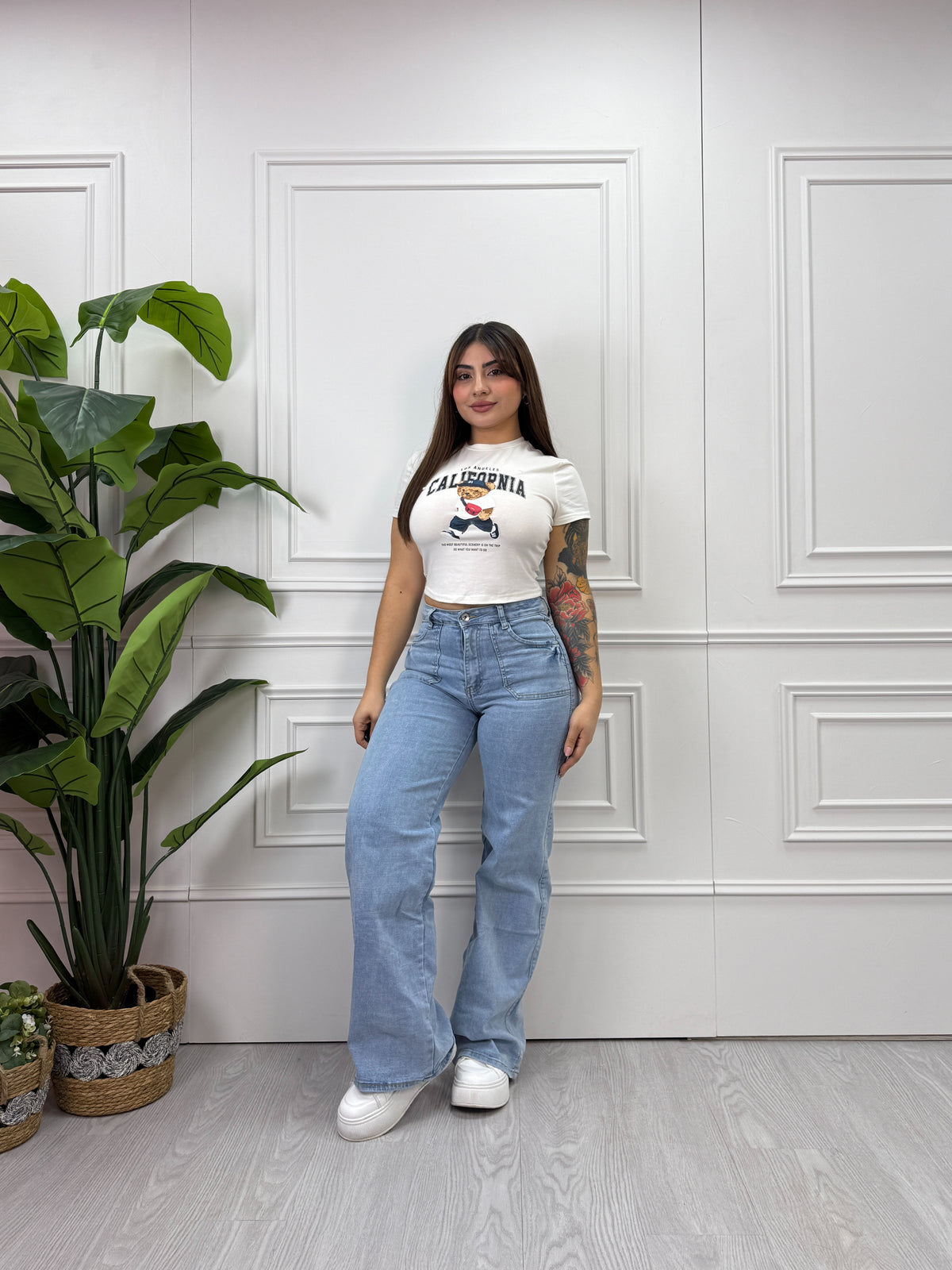 Wide leg mia